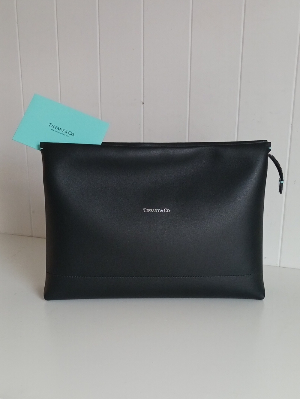 TIFFANY AND CO NIB BLK LEATHER LG SHOPPING POUCH.